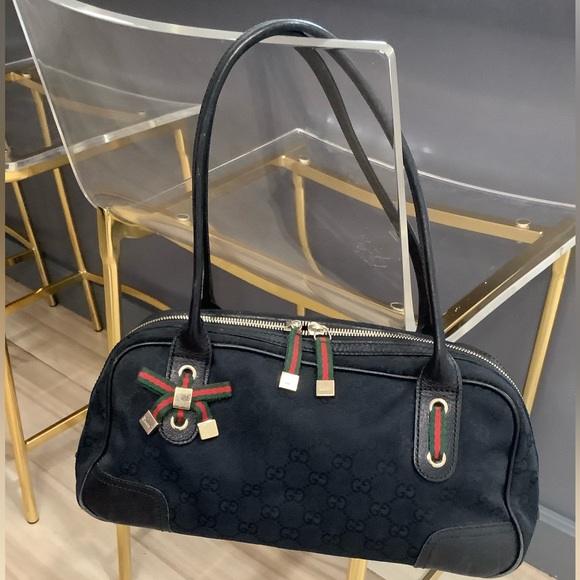 Gucci GG Canvas Princy Shoulder Bag | Black - Picture 6 of 13